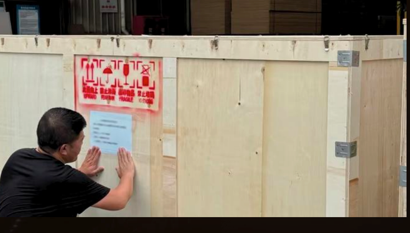 Crate labelling and export documentation
