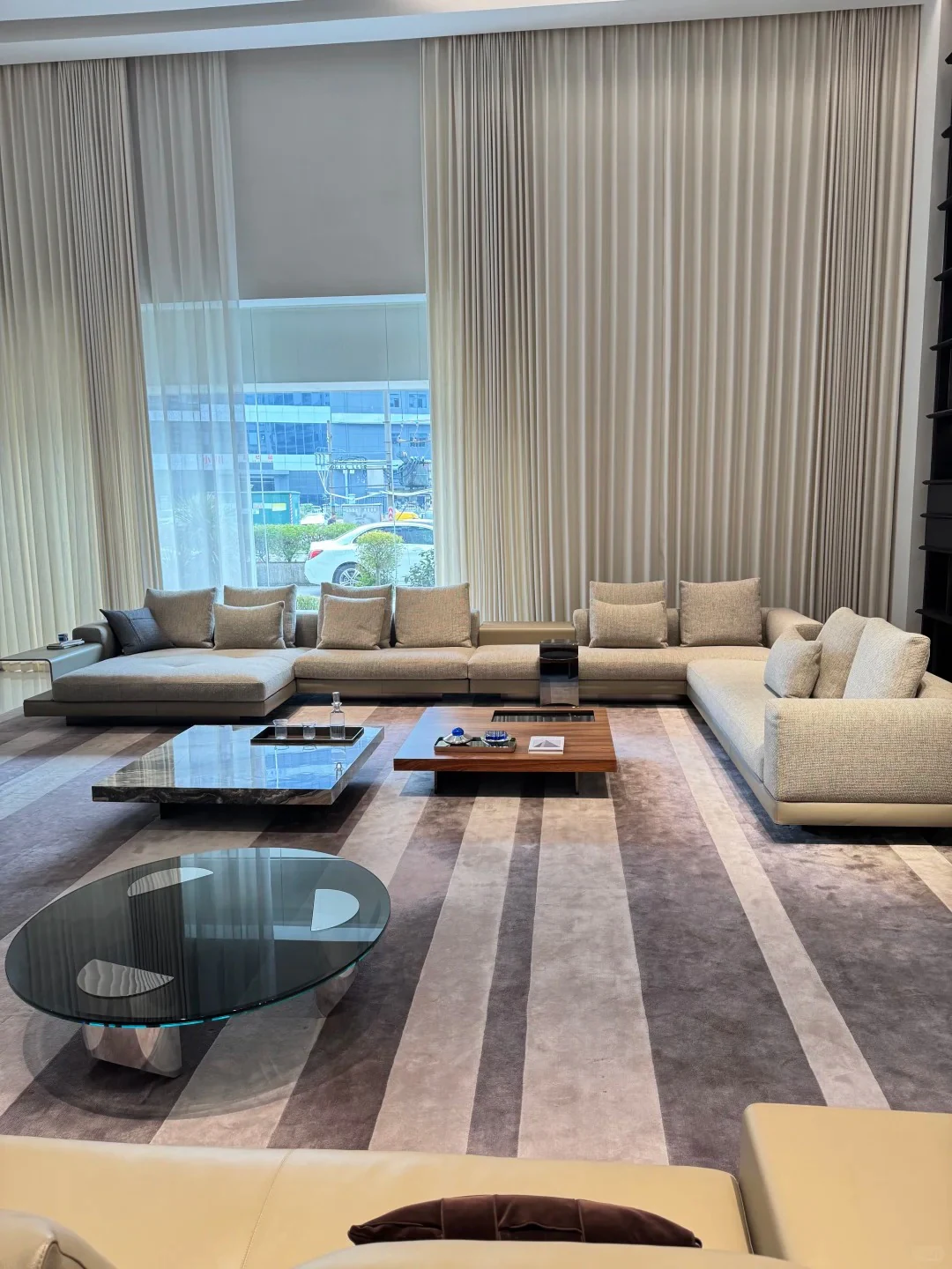 Modern living room furniture showroom in Foshan