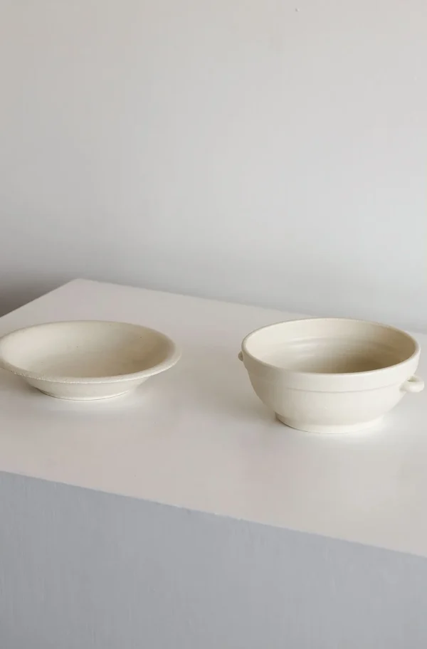 Artist Collaboration Rice-Glaze Twin-Ear Bowl and Rippled in ivory — in a room setting