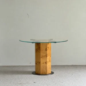 Burl Veneer Pedestal Table with Round Glass Top, 110 x 75 cm in clay — front view