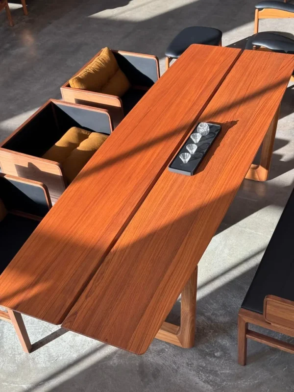 Tongzhou Burmese Teak Long Table with Chairs in natural oak — detail