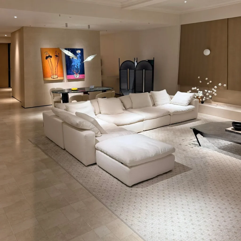 Cloud Sofa Lounge in velvet — front view