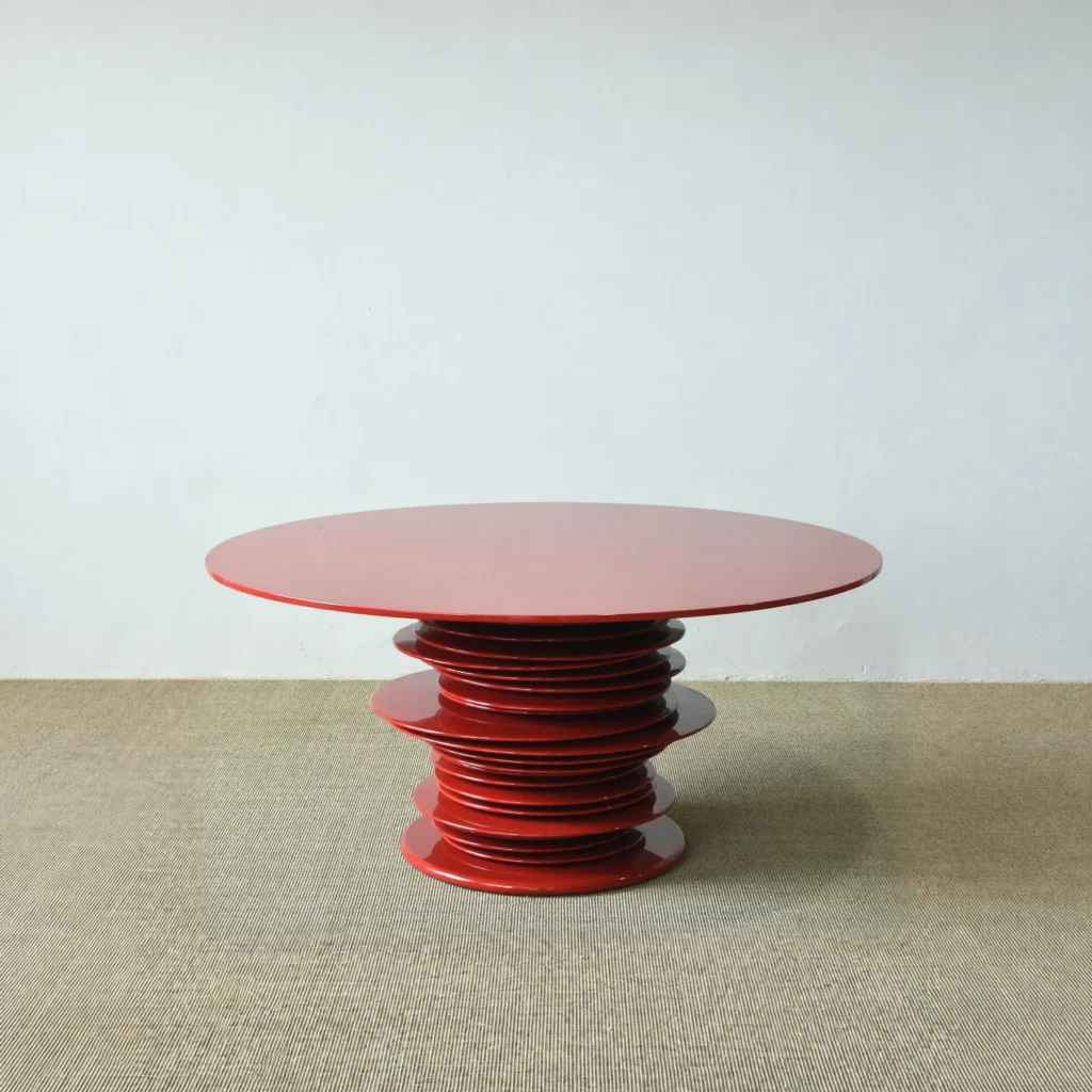 Red High-Gloss Stacked-Disc Round Table in red — front view