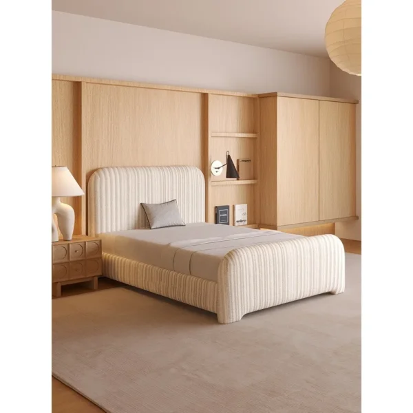 Rounded Kids Bed in Ribbed Cotton-Linen — in a room setting
