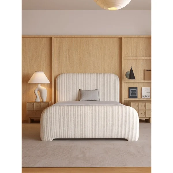 Rounded Kids Bed in Ribbed Cotton-Linen — in a room setting