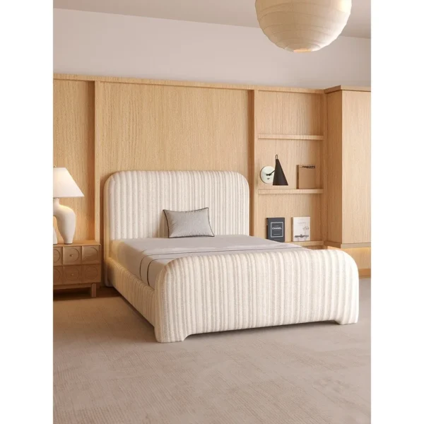 Rounded Kids Bed in Ribbed Cotton-Linen — in a room setting