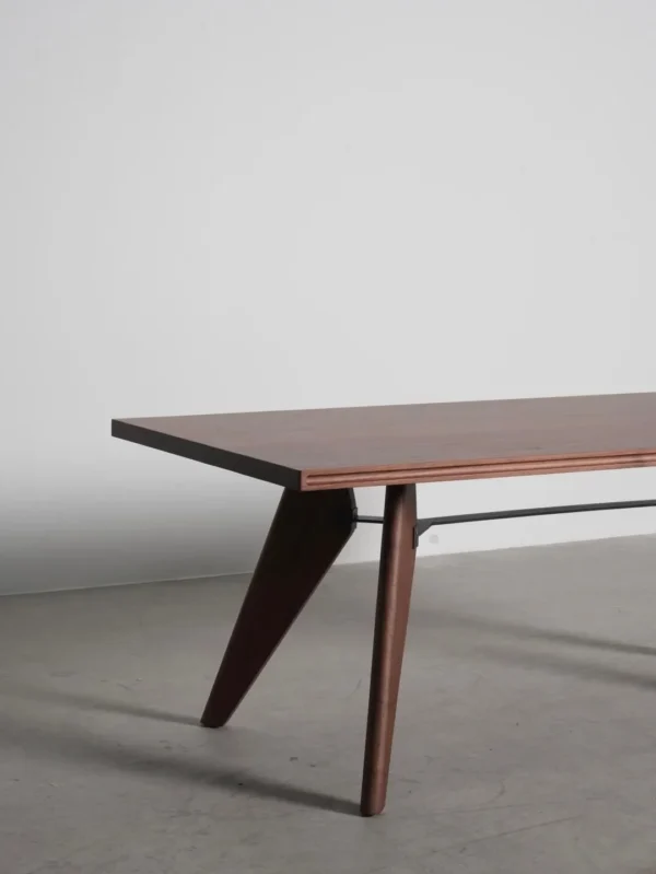 Black Walnut Writing Desk with Triangular Wood Legs, 200 cm in walnut — detail