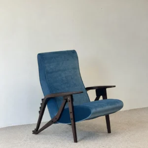 Gilda Armchair in solid wood — front view