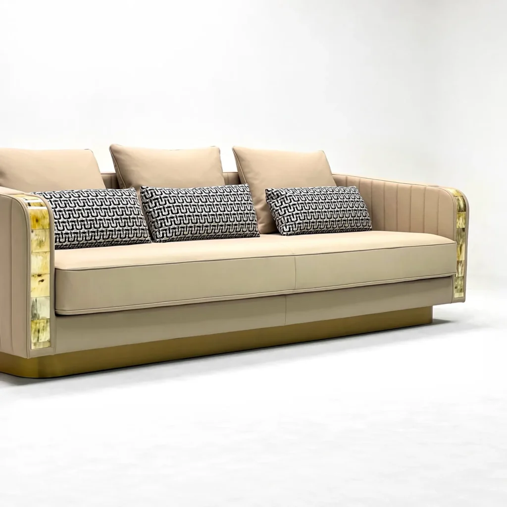Italian Sofa in leather — front view