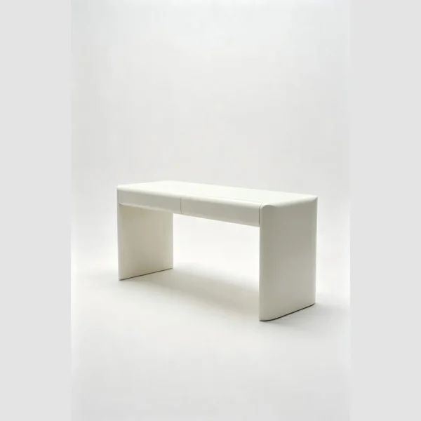 White Lacquered Waterfall Desk with Rounded Edges, 178 cm in ivory — in a room setting
