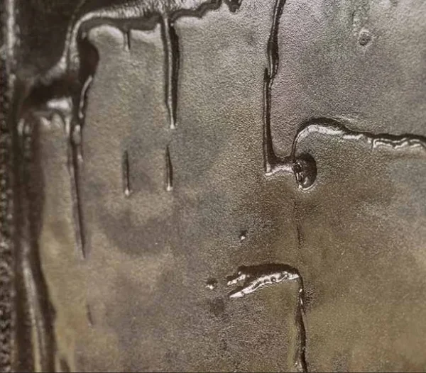 Olive Relief Wall Art with Bronze Leaf, 100 x 100 cm in olive — detail