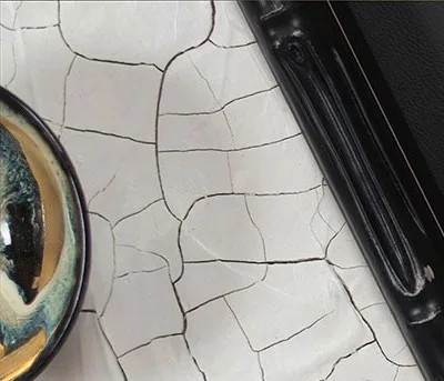 Crackle Tile in Gold and Black Frame, 45 x 50 cm — detail