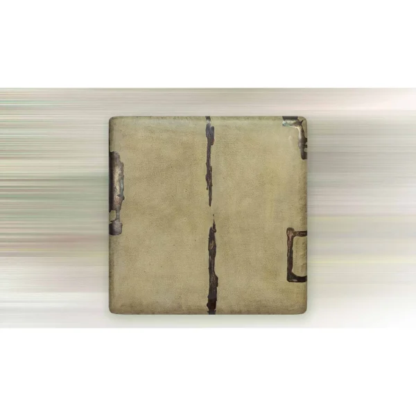Olive Glazed Slab with Rust Seams, 98 x 98 cm in olive — in a room setting