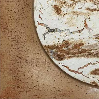 Rust Glazed Slab with Marble Moon, 80 x 80 cm in rust — detail