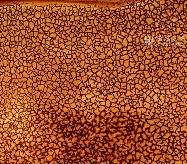 Rust Glazed Slab with Glossy Edge, 100 x 100 cm in rust — detail