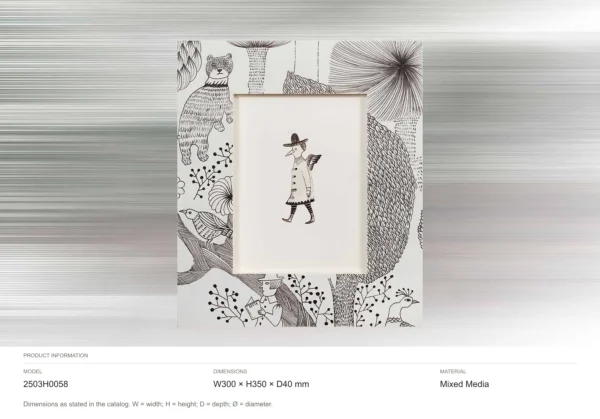 Illustrated Border Panel with Figure Print, 30 x 35 cm in ivory — dimensions