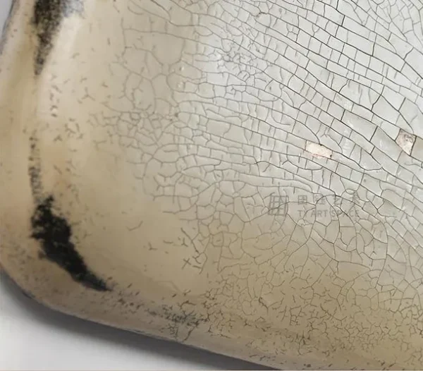 Cream Speckled Glazed Slab with Blue Edge, 98 x 98 cm in oatmeal — detail