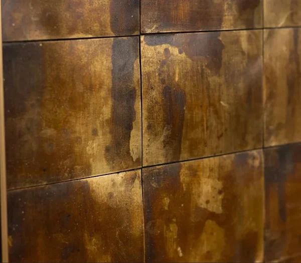 Gold Leaf Tile Gradient in Black Frame, 120 x 135 cm — detail