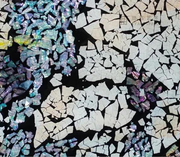 Grey Crackle Mosaic Painting in Silver Frame, 150 x 180 cm — detail