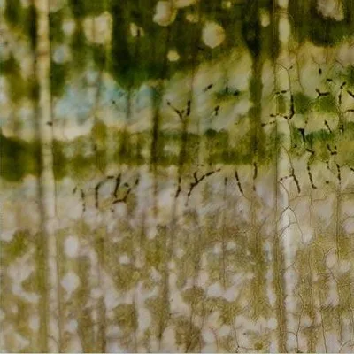 Green Crackle Glazed Slab with Pale Border, 60 x 60 cm in olive — detail
