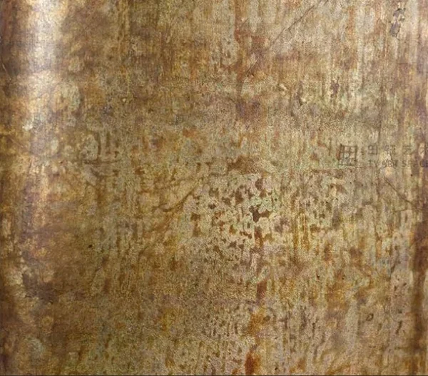 Silver Patina Glazed Slab, 50 x 50 cm in silver — detail