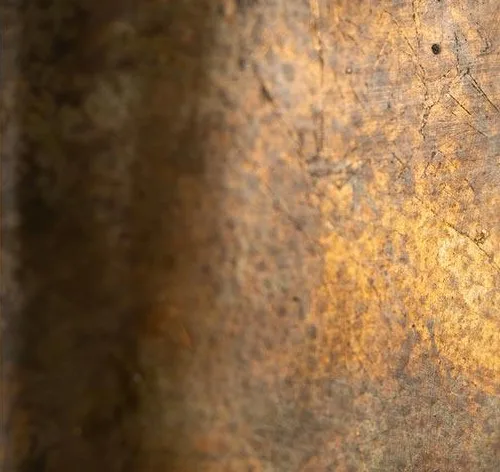Pebble Glazed Slab in Bronze and Gold, 42 x 46 cm — detail