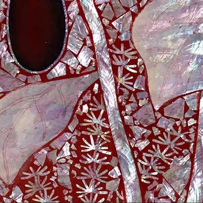 Mother of Pearl Aubergine Lacquer Panel in burgundy — detail