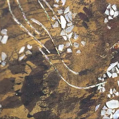 Half Moon Gold Leaf Blossom Panel, 60 x 35 cm in brushed brass — detail