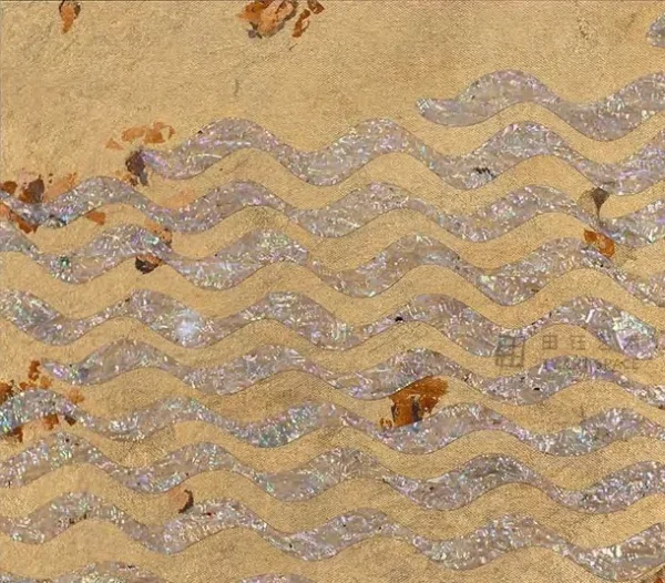 Tall Cream Ripple Panel with Scattered Blooms, 120 x 150 cm in oatmeal — detail