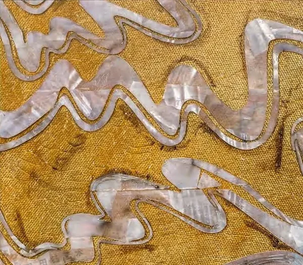 Gold Ripple Relief in Ornate Black Frame, 70 x 70 cm — detail