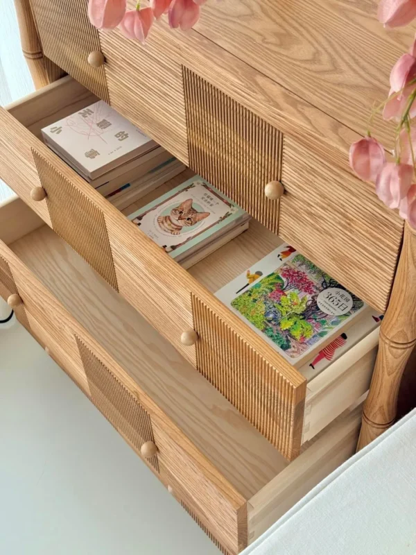 Natural Oak Four-Drawer Chest with Carved Stripes in natural oak — detail
