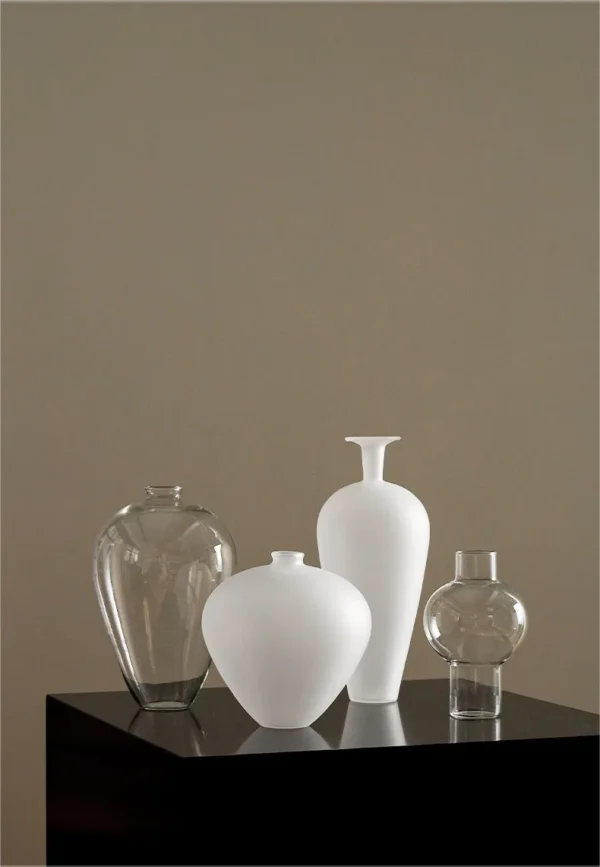 Clear Borosilicate Glass Vases in ivory — in a room setting
