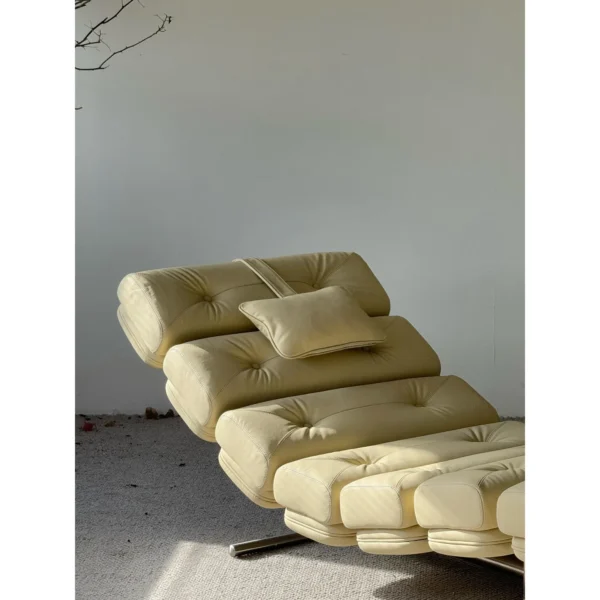 White Ribbed Chaise Lounge on Chrome Frame, 166 cm in ivory — in a room setting