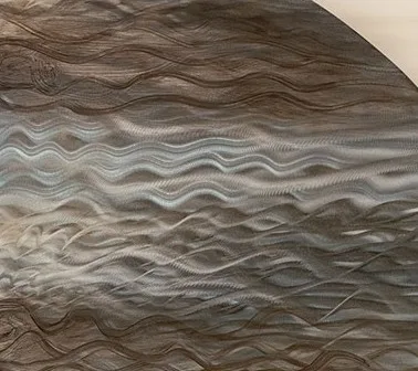 Split Round Marbled Wall Art in Bronze and Silver, 100 cm — detail