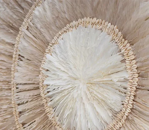 Round Woven Raffia Sunburst Wall Art, 150 cm in oatmeal — detail