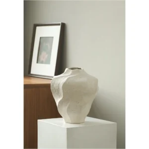 Jingdezhen Twisted Stoneware Jar Vase in oatmeal — in a room setting