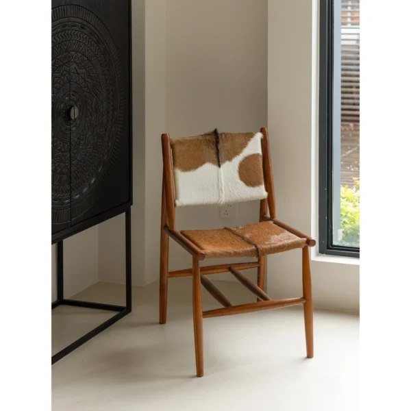 Goat Hide Teak Chair with Woven Seat, 62 cm in clay — in a room setting
