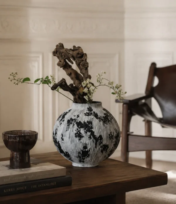 Wabi-Sabi Black and White Ribbed Moon Jar, Two Forms in ivory — in a room setting