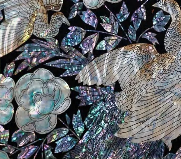 Mother of Pearl Garden Set of 2 in black — detail