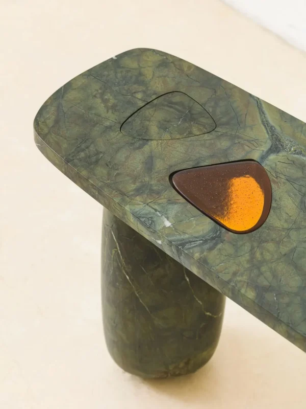 Lüye Dark Green Marble Console on Rough Stone Legs in olive — detail