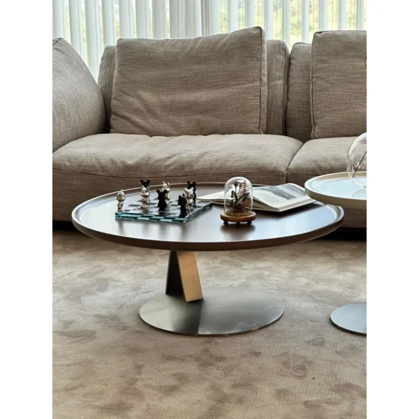 Yuanman Round Coffee Table Set with Tray Tops in black — in a room setting