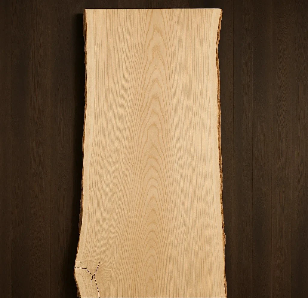 Solid wood slab after controlled drying with reduced visible defect