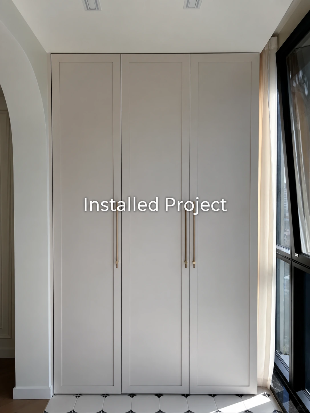 Installed lacquered wardrobe project