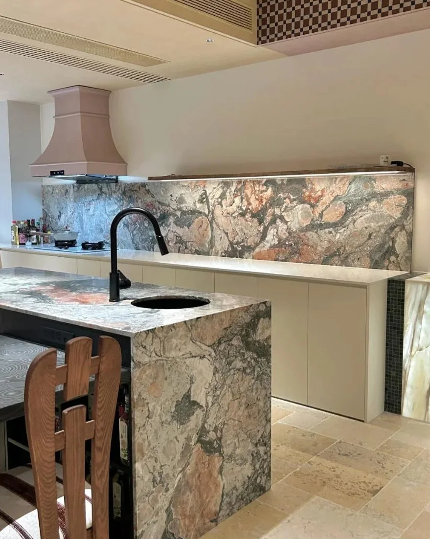 Nordic kitchen with dramatic granite island