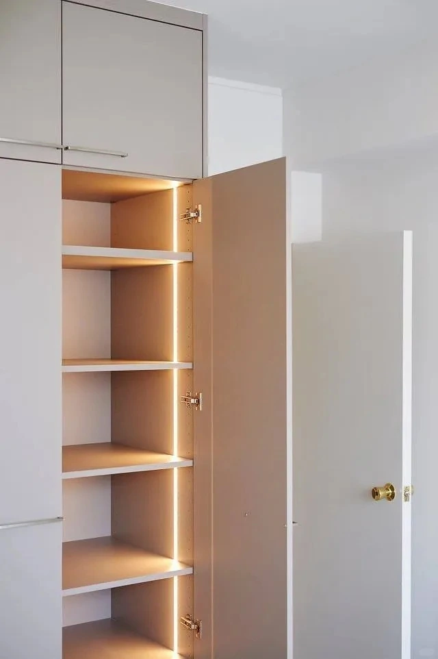 Lighting should be checked as part of the finished cabinet, not as a separate accessory after packing.