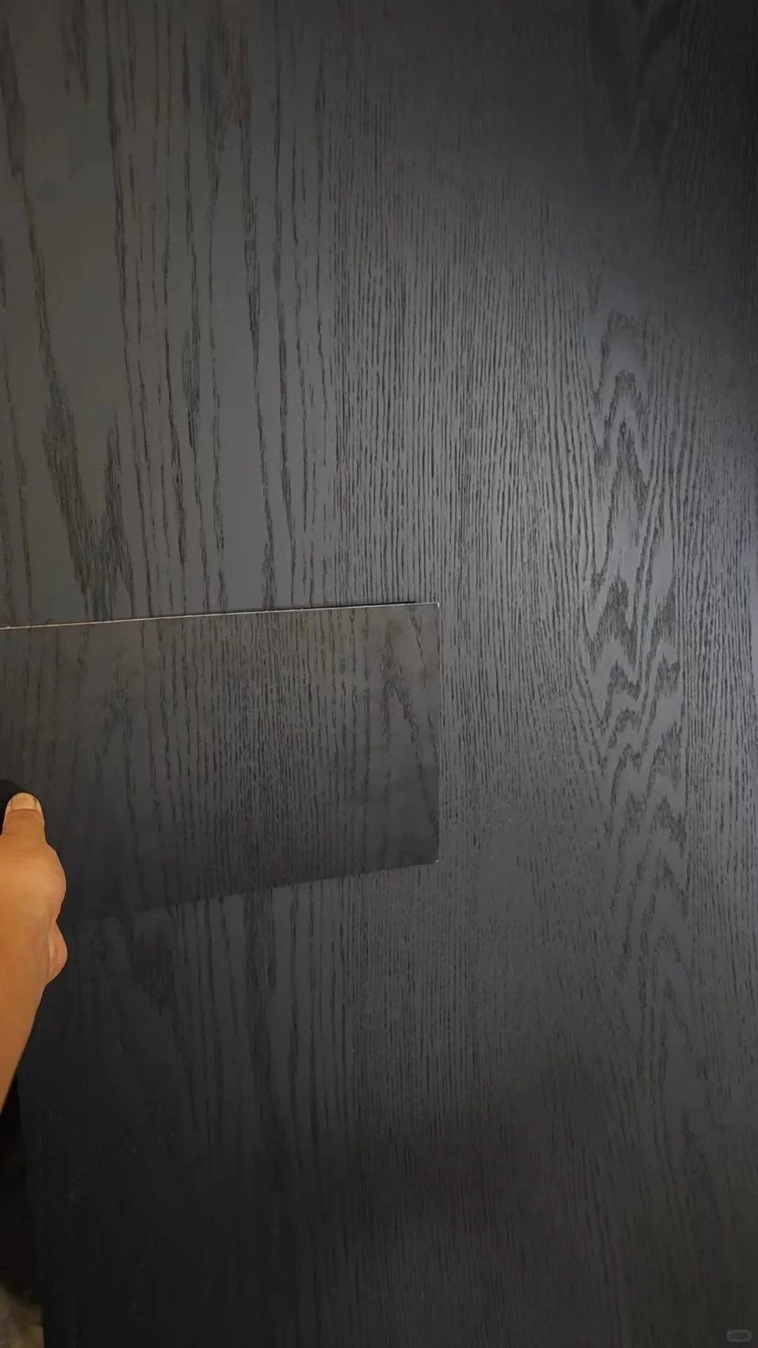 Dark engineered veneer panel