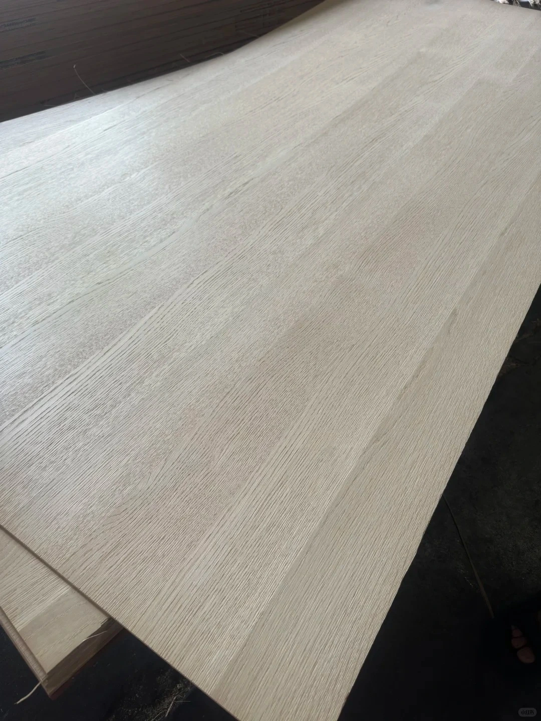 Washed oak veneer finish sample